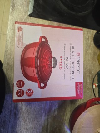 Olla hierro fundido Ernesto 1,05L roja