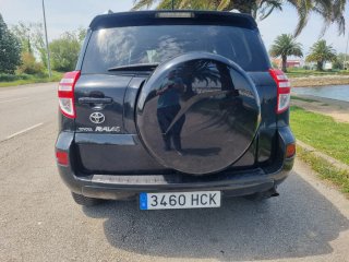 Toyota RAV4 2011