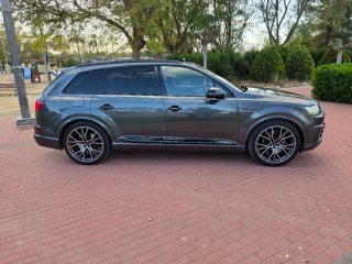 Audi SQ7 2019
