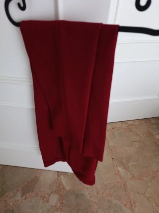 Traje de chaqueta y pantalón rojo