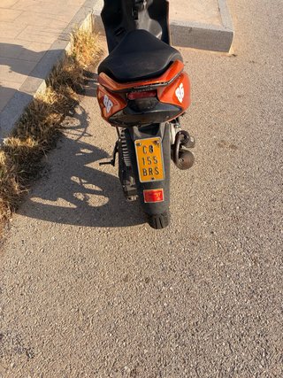 Yamaha Jog RR con documentación al dia cambiaria
