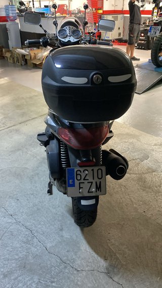 PIAGGIO BEVERLY CRUISER 2008
