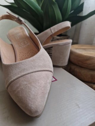 Zapatos Clarks Beige Piel Talla 38