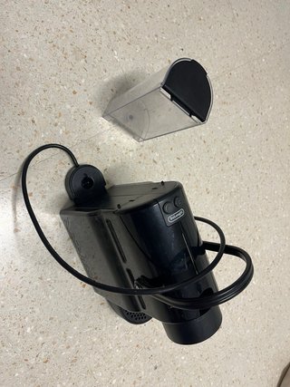 Cafetera Nespresso DeLonghi Negra