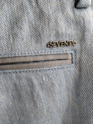 Pantaloni in lino celeste