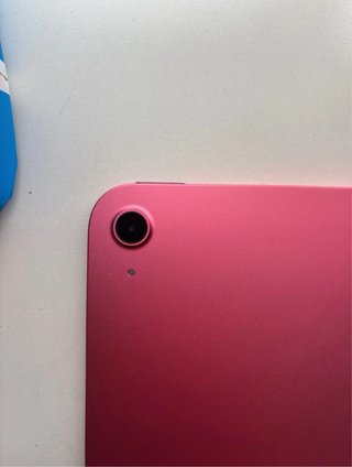 iPad Air 2022 rosa 128GB + funda + cargador (como
