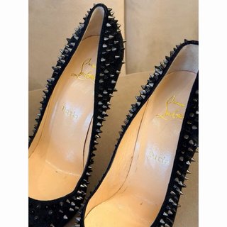 Christian Louboutin Stilettos Negros Tachuelas
