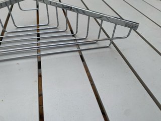 Jabonera Esquina Roca Metal - Modelo Victoria