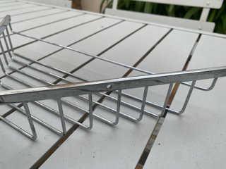 Jabonera Esquina Roca Metal - Modelo Victoria