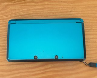 Nintendo 3DS Azul + Cargador + Juegos