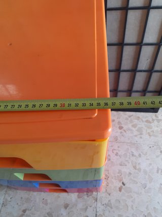 Cajonera de plástico multicolor