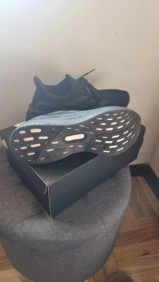 Adidas Ultraboost 5 Negro