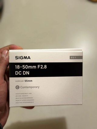 Sigma 18-50mm 1:2.8 DC DN