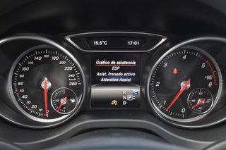 Mercedes GLA 200D AUTOMÁTICO 7G URBAN FASE II