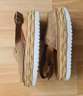 Sandalias Popa Marrones