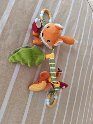 Juguete colgante infantil zorro y ciervo