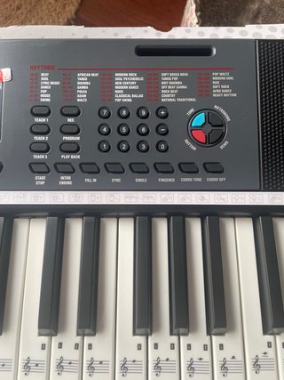 Teclado RockJam 61 Teclas