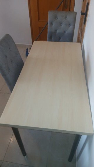 Mesa y 2 Sillas