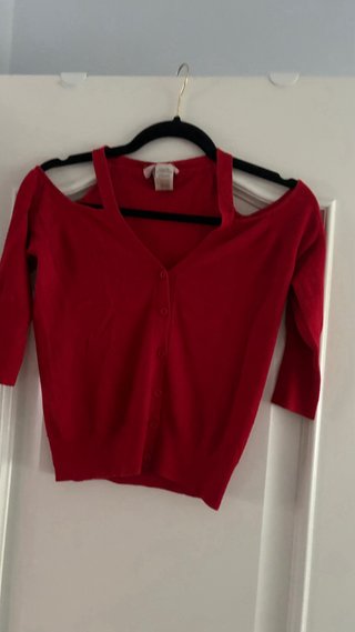 Camiseta de punto con hombros descubiertos