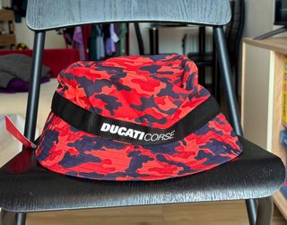 Gorro Ducati Corse Camuflaje Nuevo