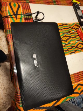 Portátil Asus X54C Negro 8gr 500gb.