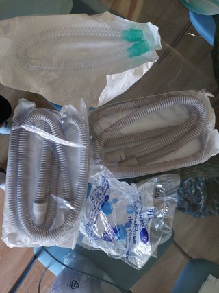 Tubos y humidificador CPAP