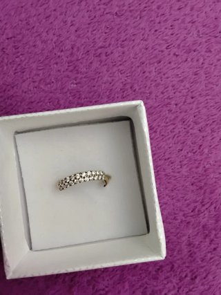 Anillo oro 18k con circonitas- Requiere arreglo
