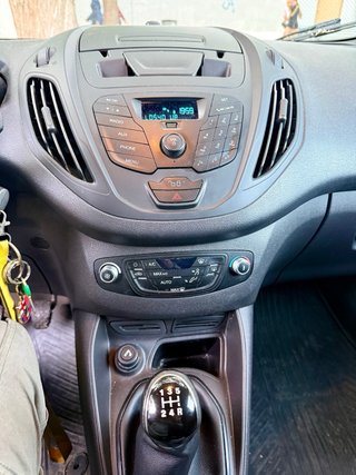 Ford Tourneo Courier 2016