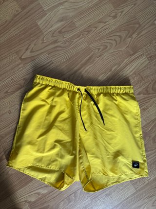 DECATHLON Bañador Hombre Corto amarillo talla M