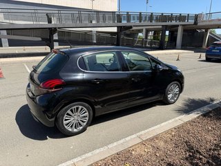 Peugeot 208 2016
