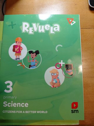 Revuela Science, 3 Primary
