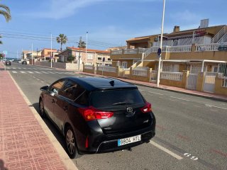 Toyota Auris 2013