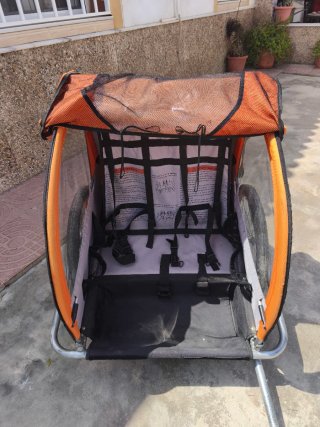 Remolque para bicicleta naranja