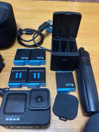 GoPro Hero 9 Black + montón de Accesorios
