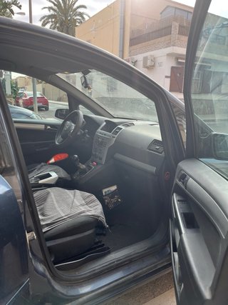 Opel Zafira 2009