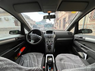 Opel Zafira 2009