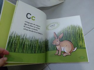 El zoo de un poeta, de la A a la Z (Spanish Edi...