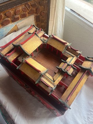 Caja de madera artesanal motivos chinos