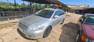 Toyota avensis diesel 350mil kilómetros