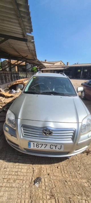 Toyota avensis diesel 350mil kilómetros