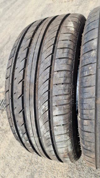 Neumáticos 225/45/17