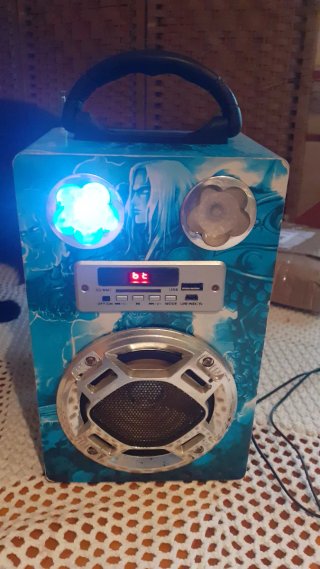 Altavoz Portátil Bluetooth con USB