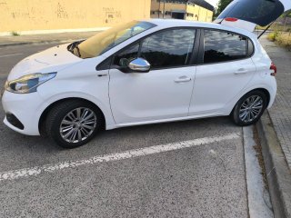 Peugeot 208 1.2 82cv Style