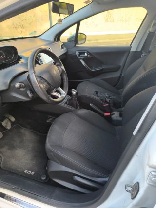 Peugeot 208 1.2 82cv Style