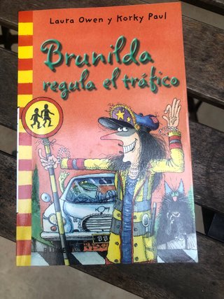 Colección de Libros Infantiles: la bruja Brunilda.