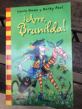 Colección de Libros Infantiles: la bruja Brunilda.