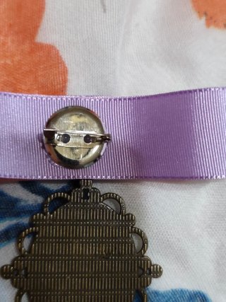 Broche artesanal flor seca