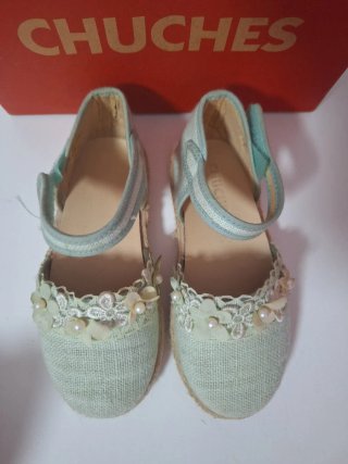Sandalias Chuchhes niña azul y verde Talla 26