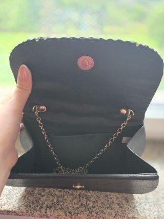 Bolsa preta com brilho