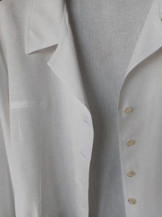 Blusa blanca verano con aberturas laterales